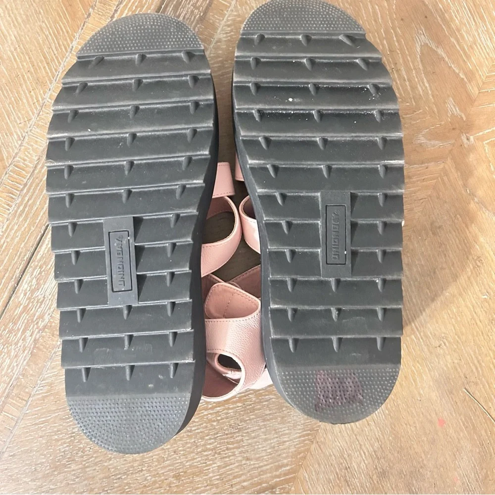 Union Bay " Dolce " platform sandals. - Picture 5 of 8